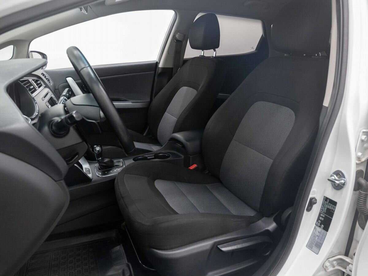 Б/У Киа Сид 2016 года. Фото: #9