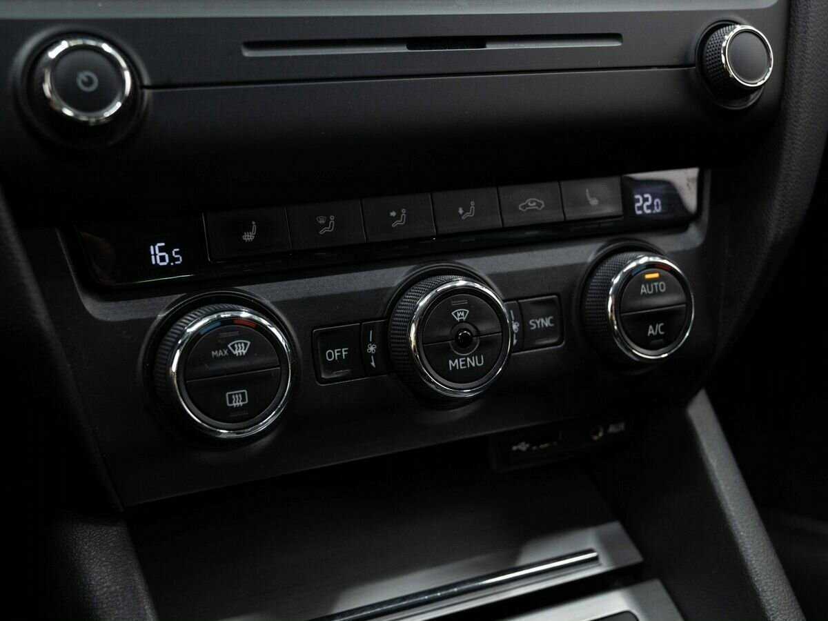 Б/У Шкода Октавия 2016 года. Фото: #21