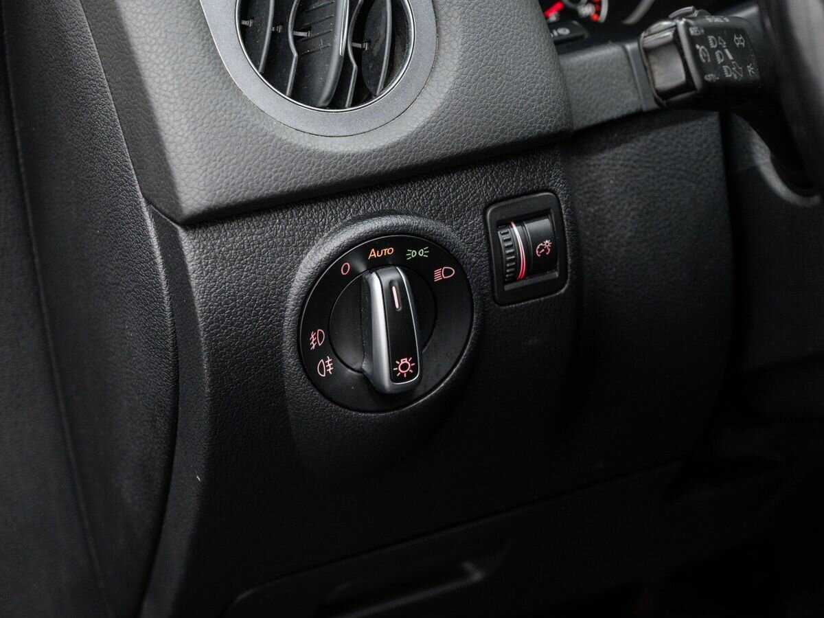 Б/У Фольксваген Тигуан 2013 года. Фото: #14