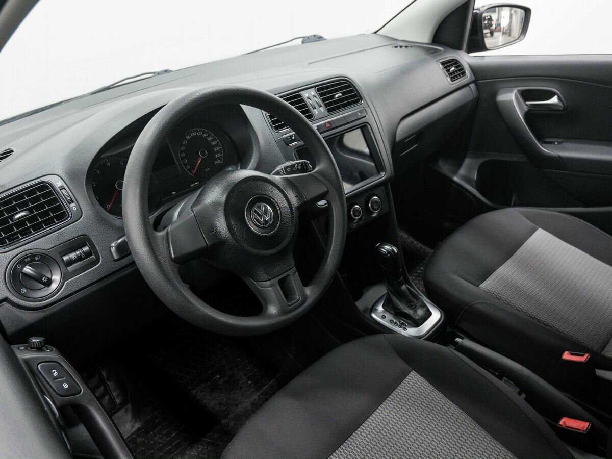 Б/У Фольксваген Поло 2014 года. Фото: #13