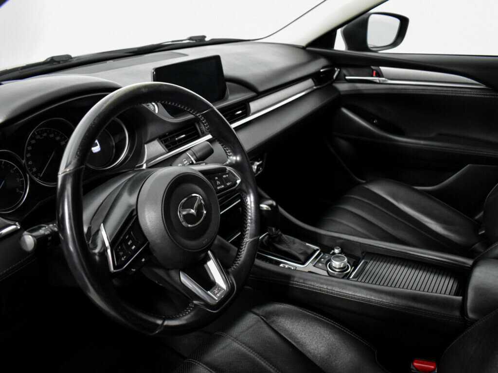 Mazda 6 2019 года с пробегом. Фото: #6