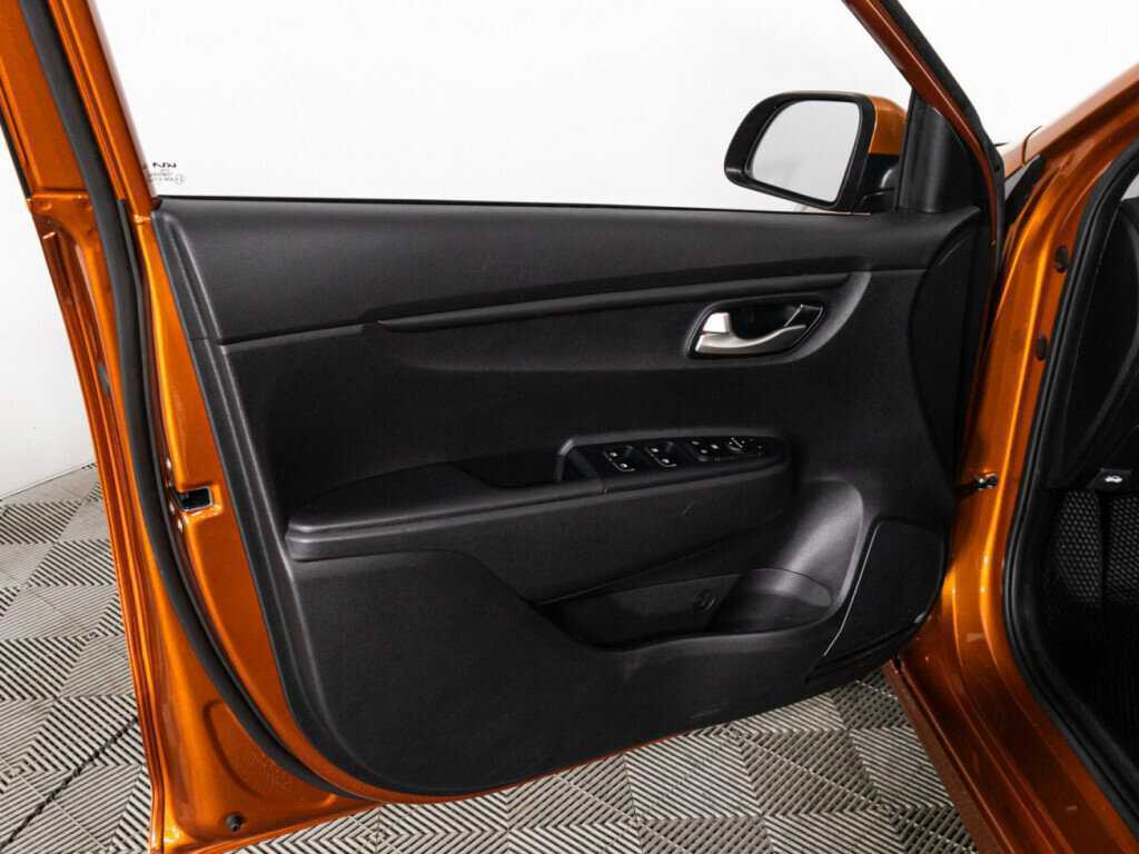 Б/У Киа Рио 2021 года. Фото: #22