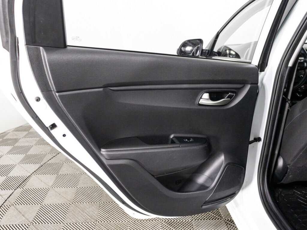 Б/У Киа Рио 2020 года. Фото: #24