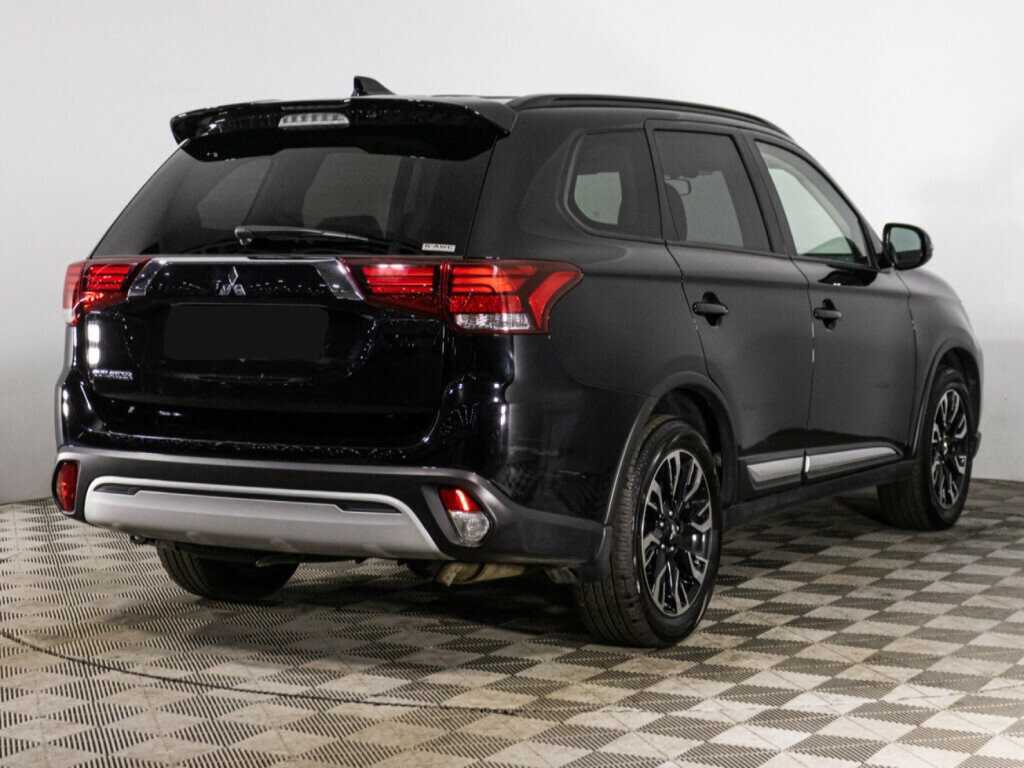 Mitsubishi Outlander 2021 года с пробегом. Фото: #4