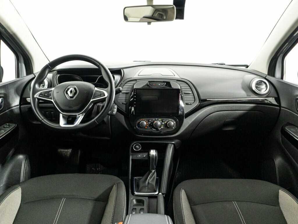 Б/У Рено Каптюр 2021 года. Фото: #12