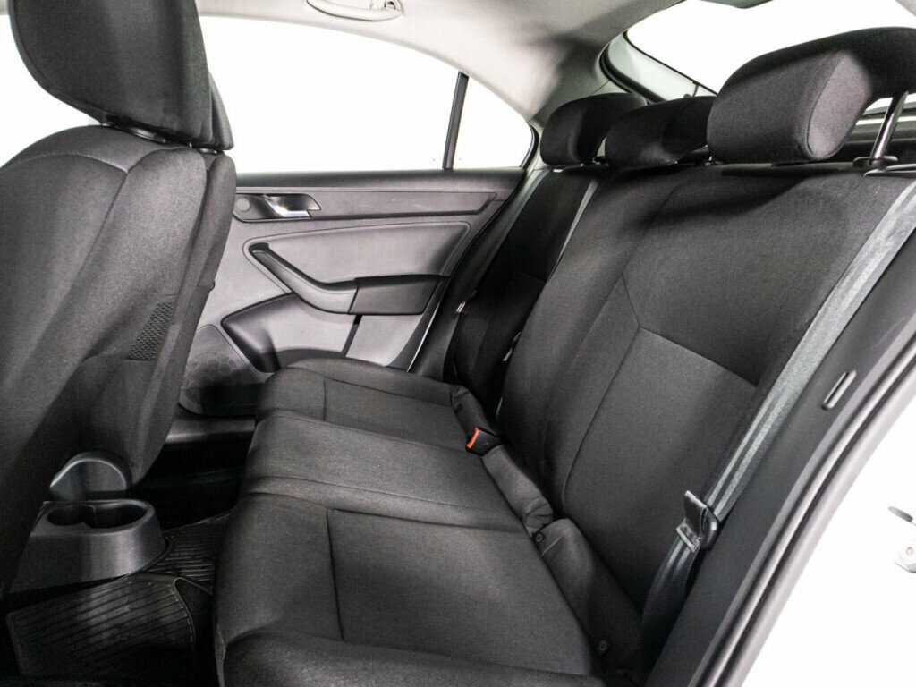 Б/У Шкода Рапид 2017 года. Фото: #9