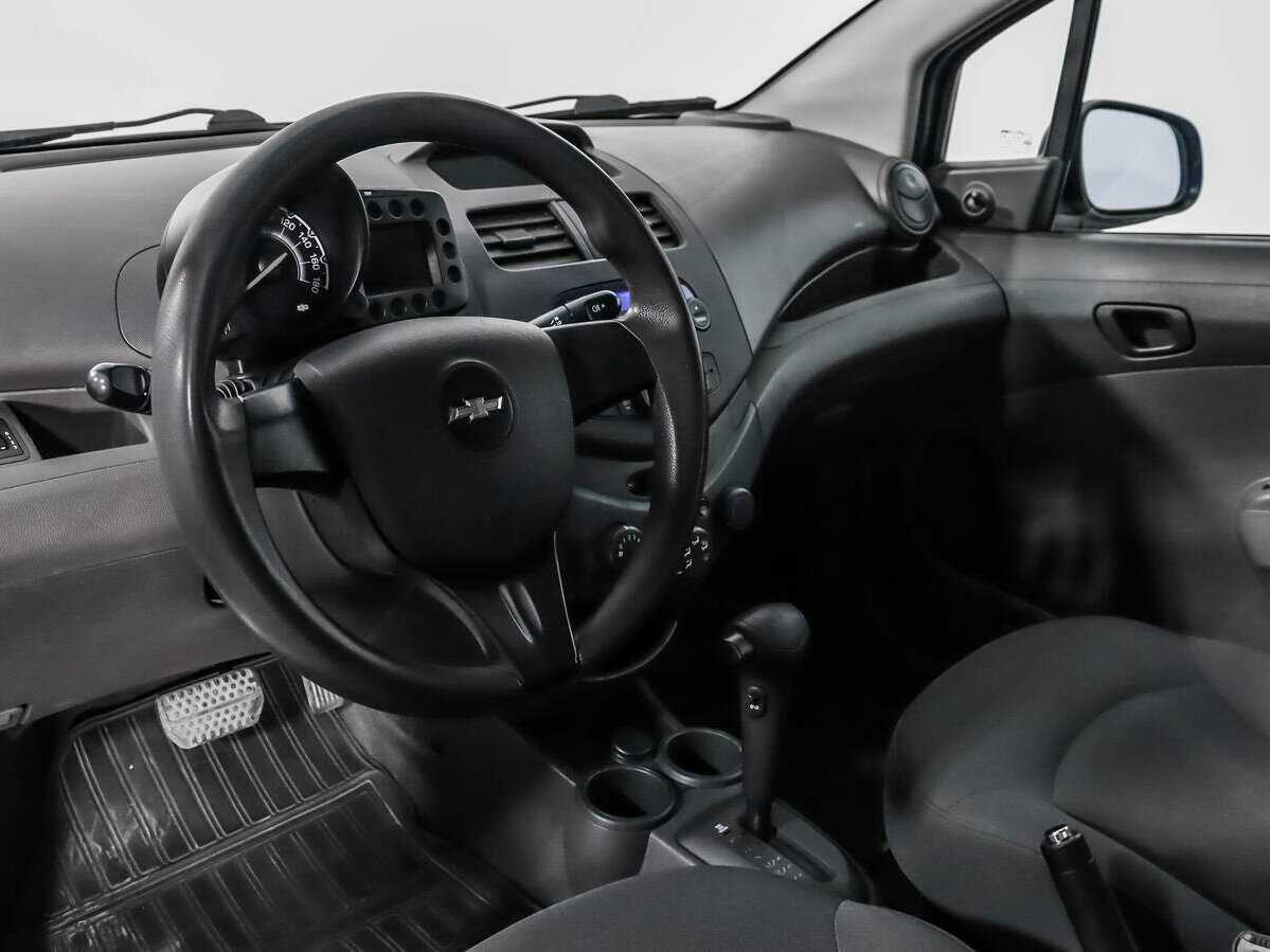 Б/У Шевроле Спарк 2013 года. Фото: #8