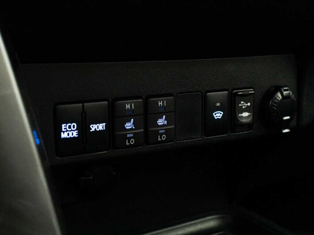 Toyota RAV4 2016 года с пробегом. Фото: #17