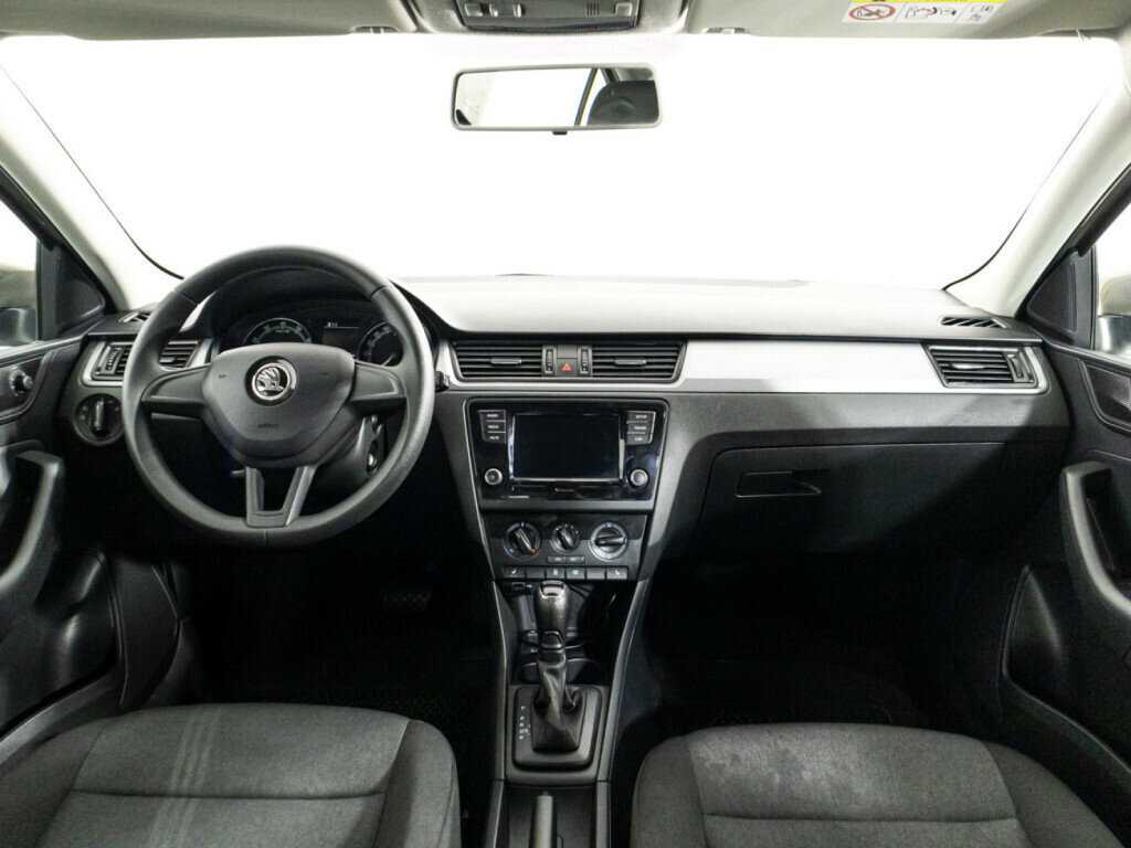 Б/У Шкода Рапид 2019 года. Фото: #12