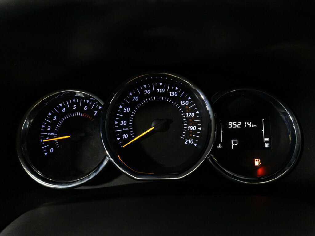 Б/У Рено Сандеро 2019 года. Фото: #11