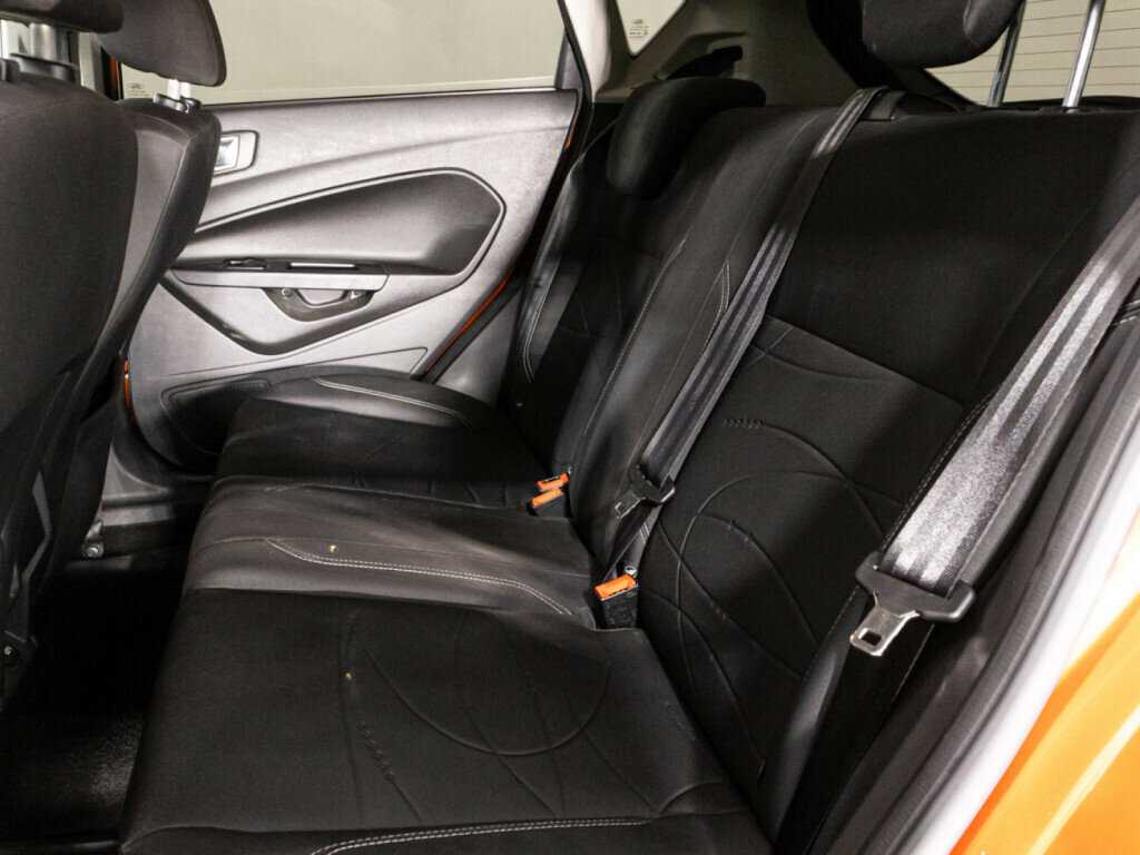 Б/У Форд Фиеста 2015 года. Фото: #9