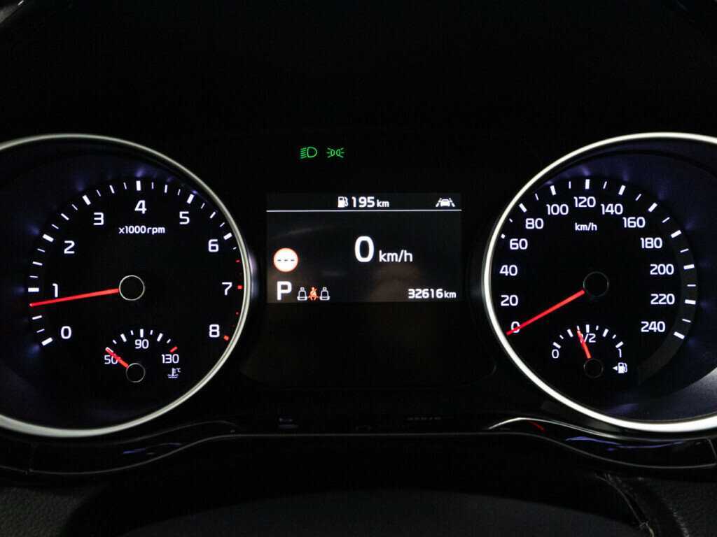 Kia Ceed 2020 года с пробегом. Фото: #11