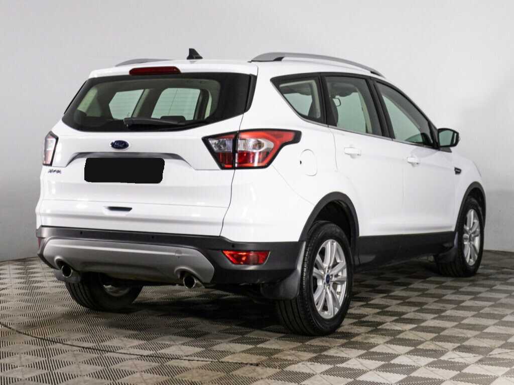 Ford Kuga 2019 года с пробегом. Фото: #4
