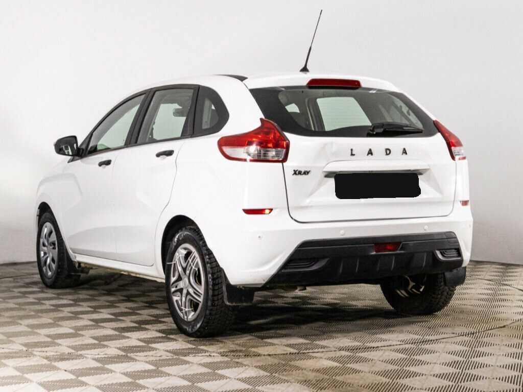 Б/У Лада (ВАЗ) ИКСРЭЙ 2017 года. Фото: #6