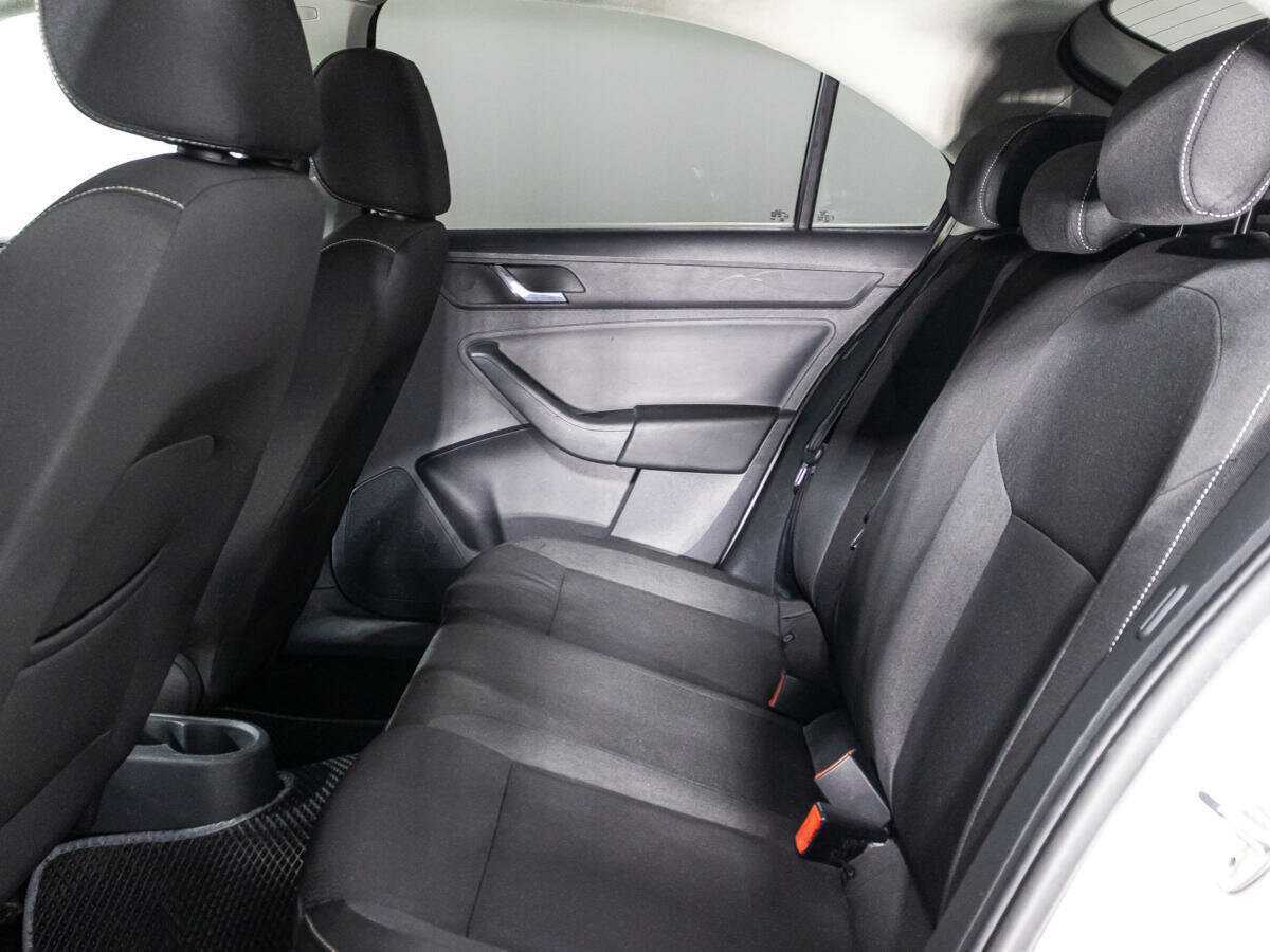 Б/У Шкода Рапид 2014 года. Фото: #9