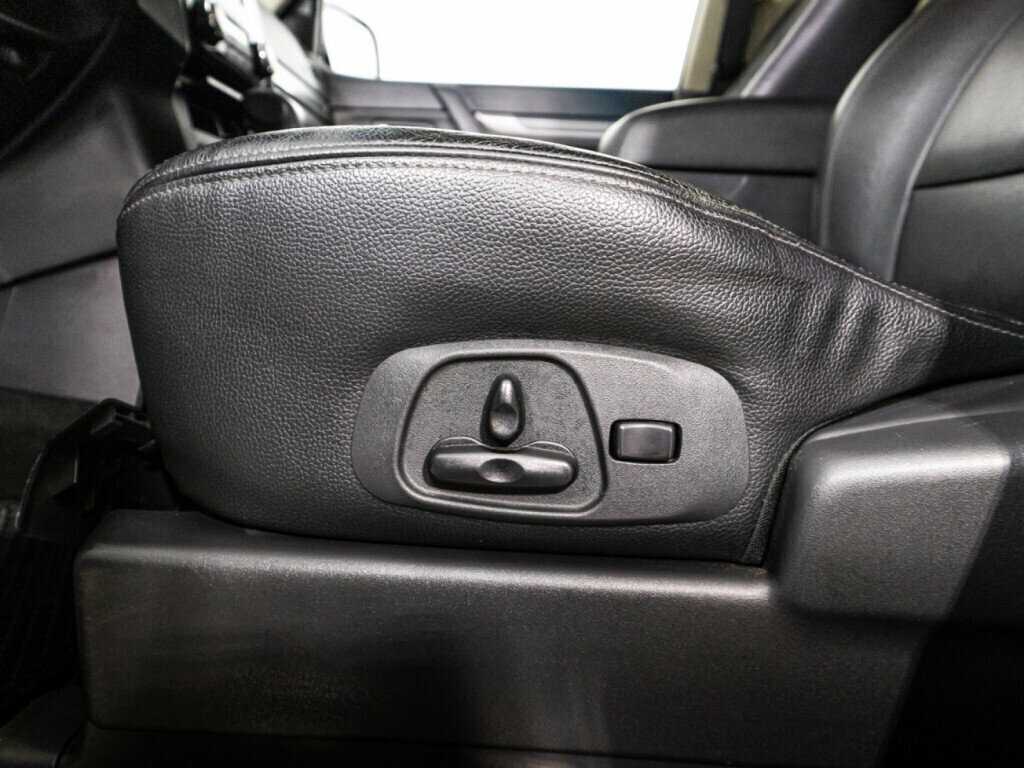 Mitsubishi Pajero 2014 года с пробегом. Фото: #16