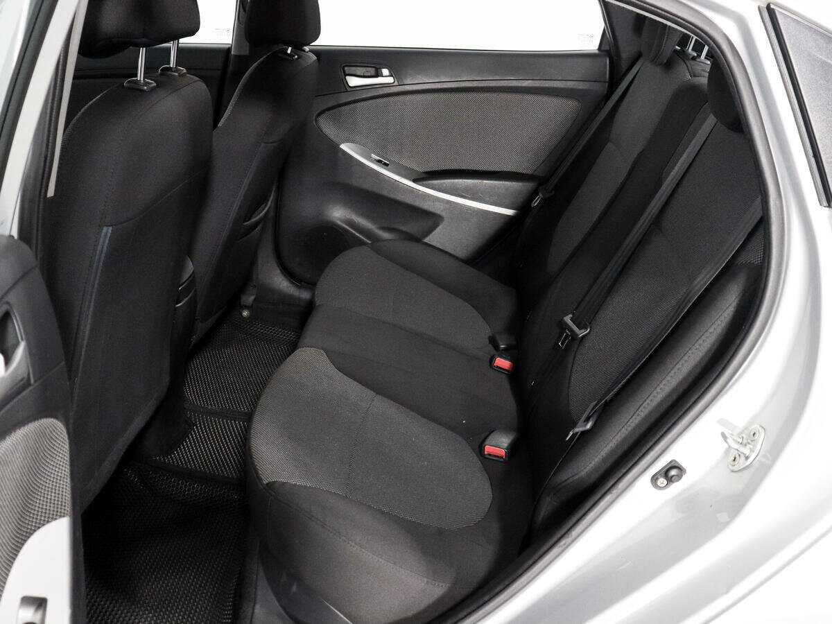 Б/У Хендай Солярис 2013 года. Фото: #9