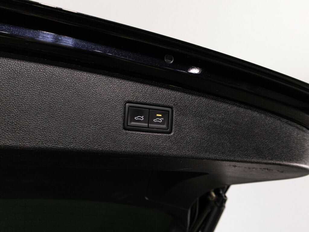 Volkswagen Tiguan 2018 года с пробегом. Фото: #14