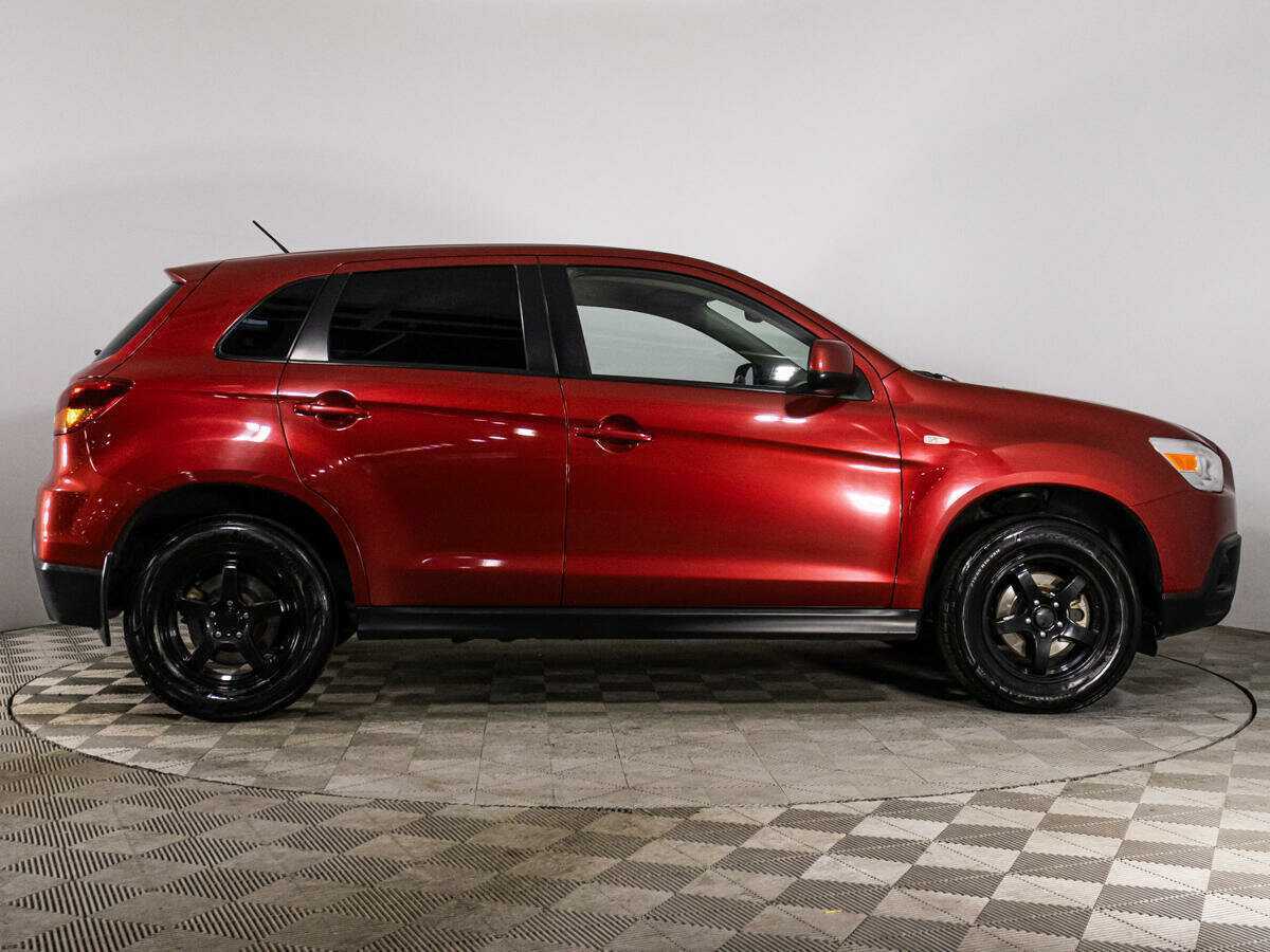 Б/У Митсубиши АС-Икс 2012 года. Фото: #3