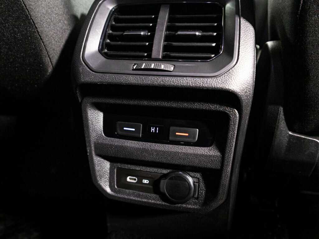 Volkswagen Tiguan 2021 года с пробегом. Фото: #18