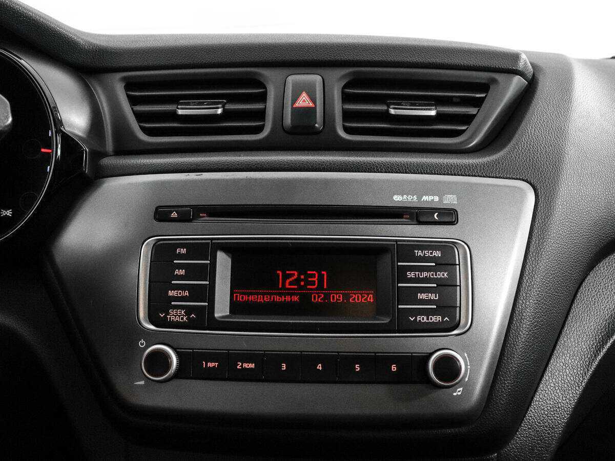 Б/У Киа Рио 2016 года. Фото: #13