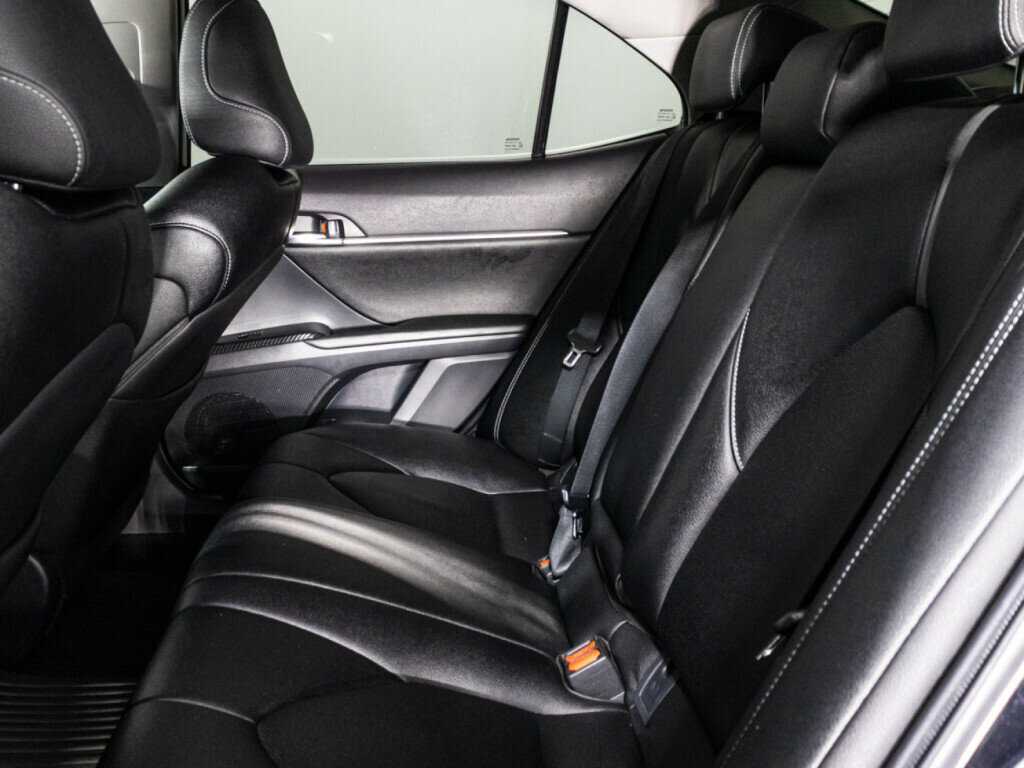 Toyota Camry 2021 года с пробегом. Фото: #8