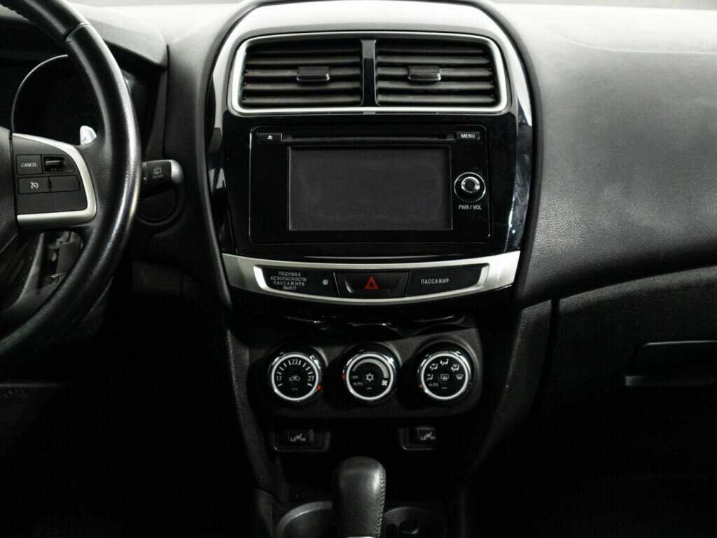 Б/У Митсубиши АС-Икс 2014 года. Фото: #13