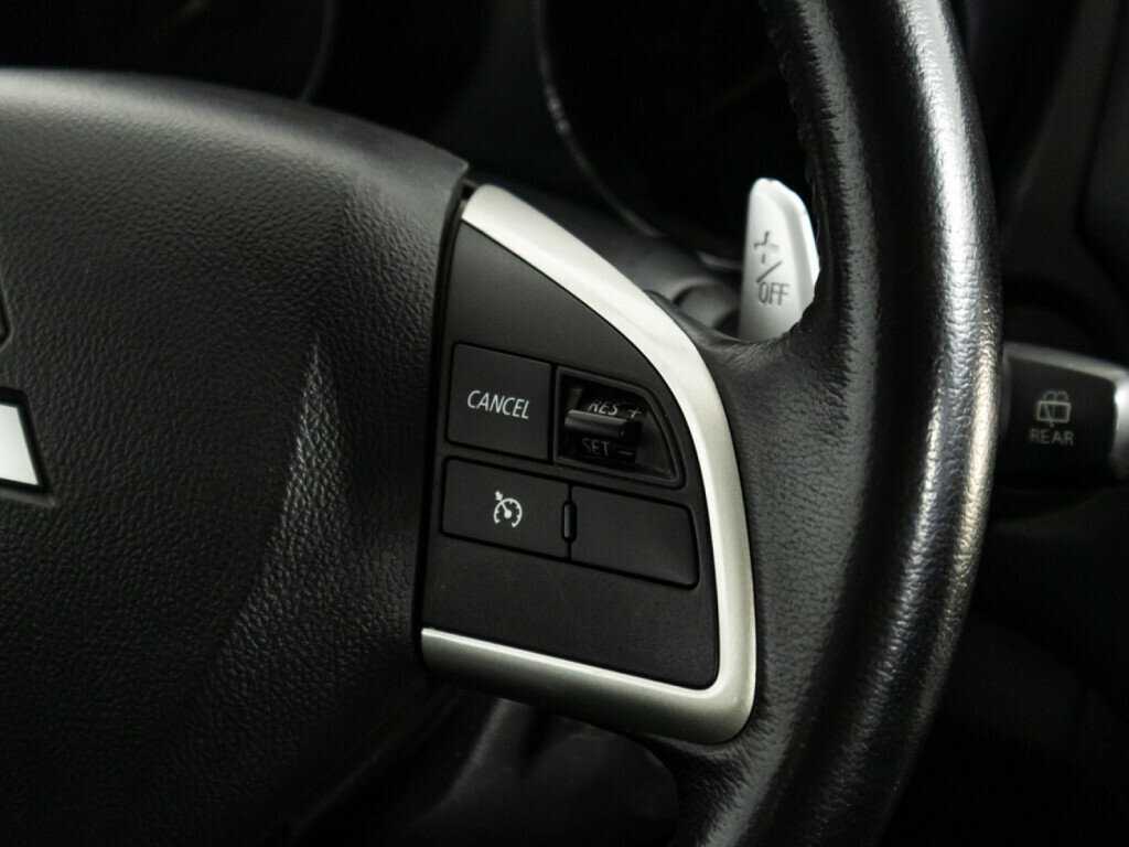 Б/У Митсубиши АС-Икс 2014 года. Фото: #18