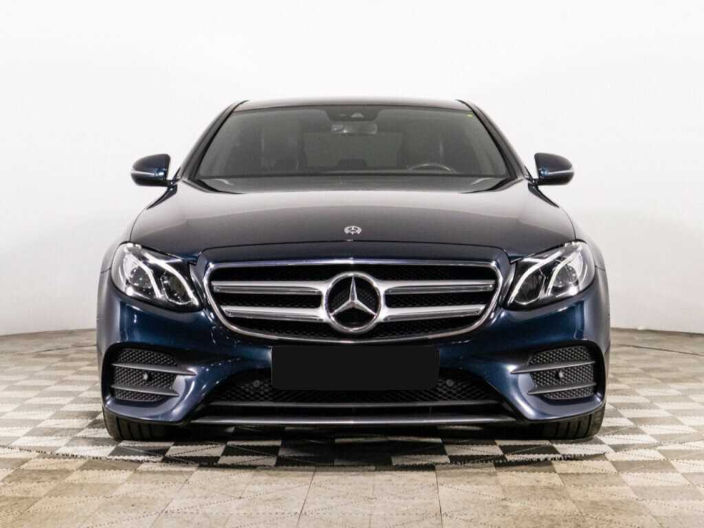 Mercedes-Benz E-Класс 2017 года с пробегом. Фото: #1