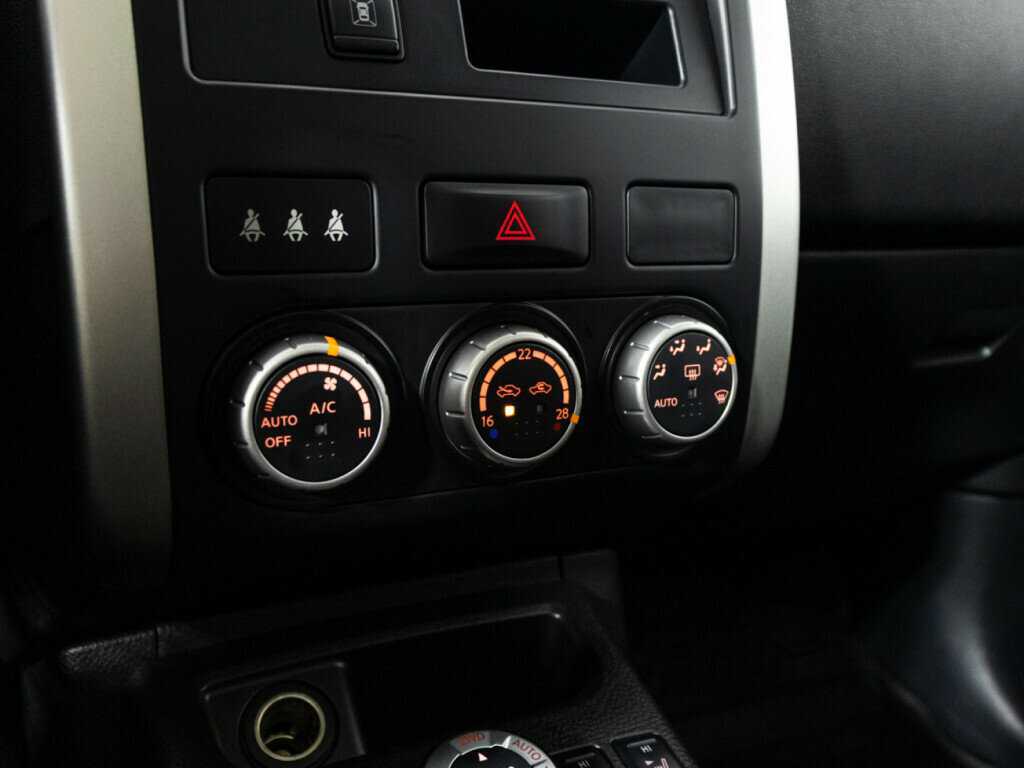 Б/У Ниссан Икс-Трейл 2014 года. Фото: #18