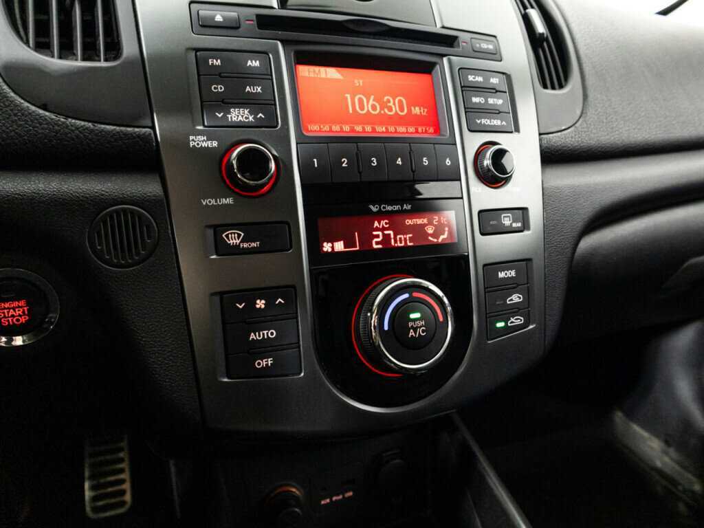 Б/У Киа Церато 2012 года. Фото: #14