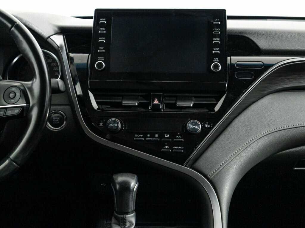 Toyota Camry 2021 года с пробегом. Фото: #13