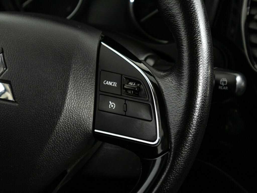 Mitsubishi Outlander 2018 года с пробегом. Фото: #16