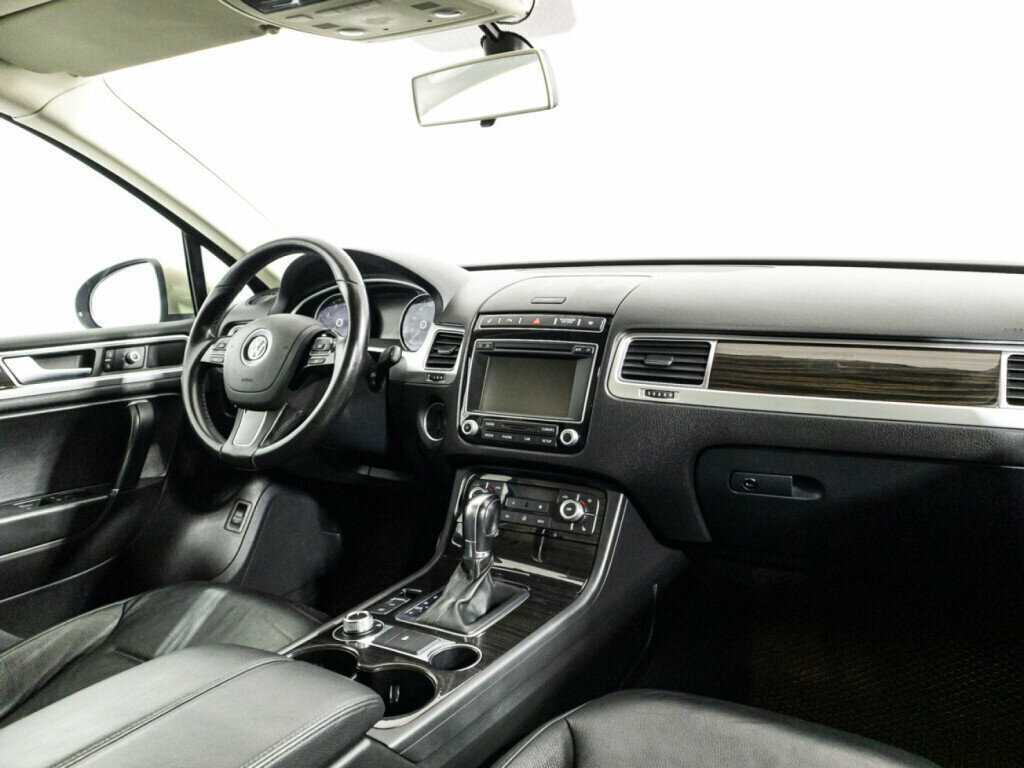 Volkswagen Touareg 2015 года с пробегом. Фото: #8