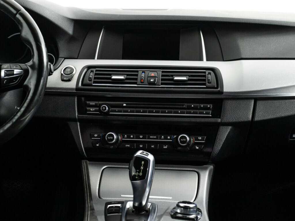 BMW 5 серии 2016 года с пробегом. Фото: #13