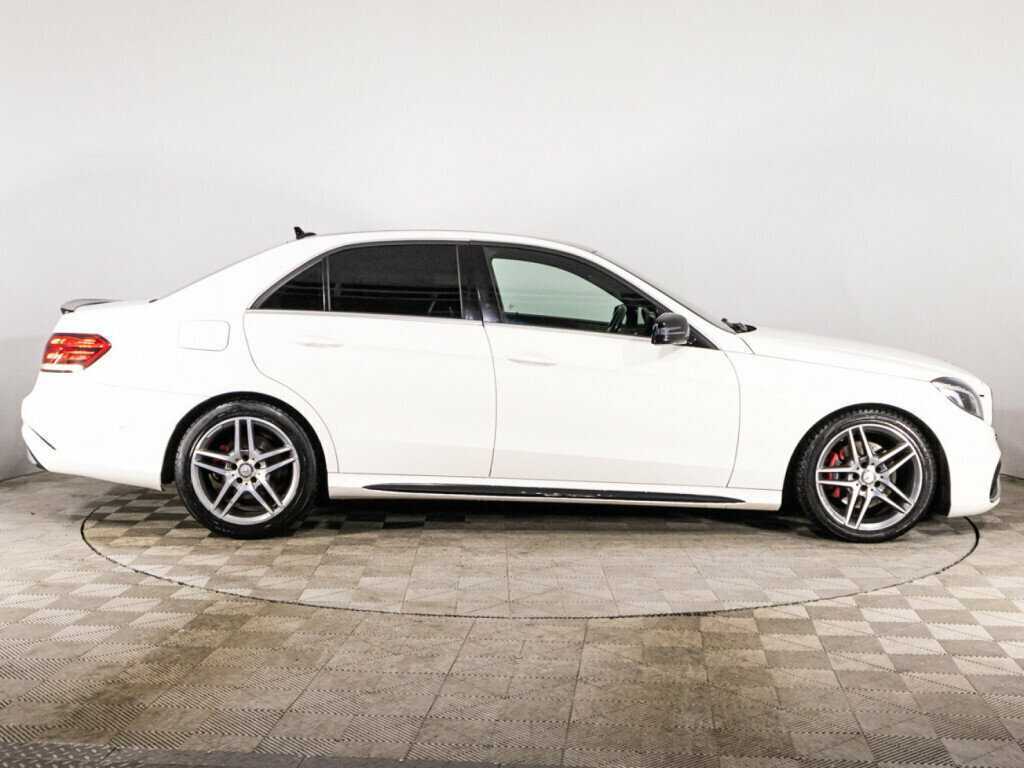 Mercedes-Benz E-Класс 2015 года с пробегом. Фото: #3