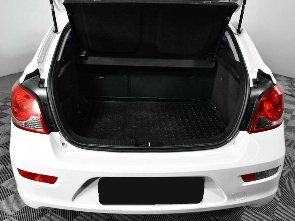 Б/У Шевроле Круз 2013 года. Фото: #13