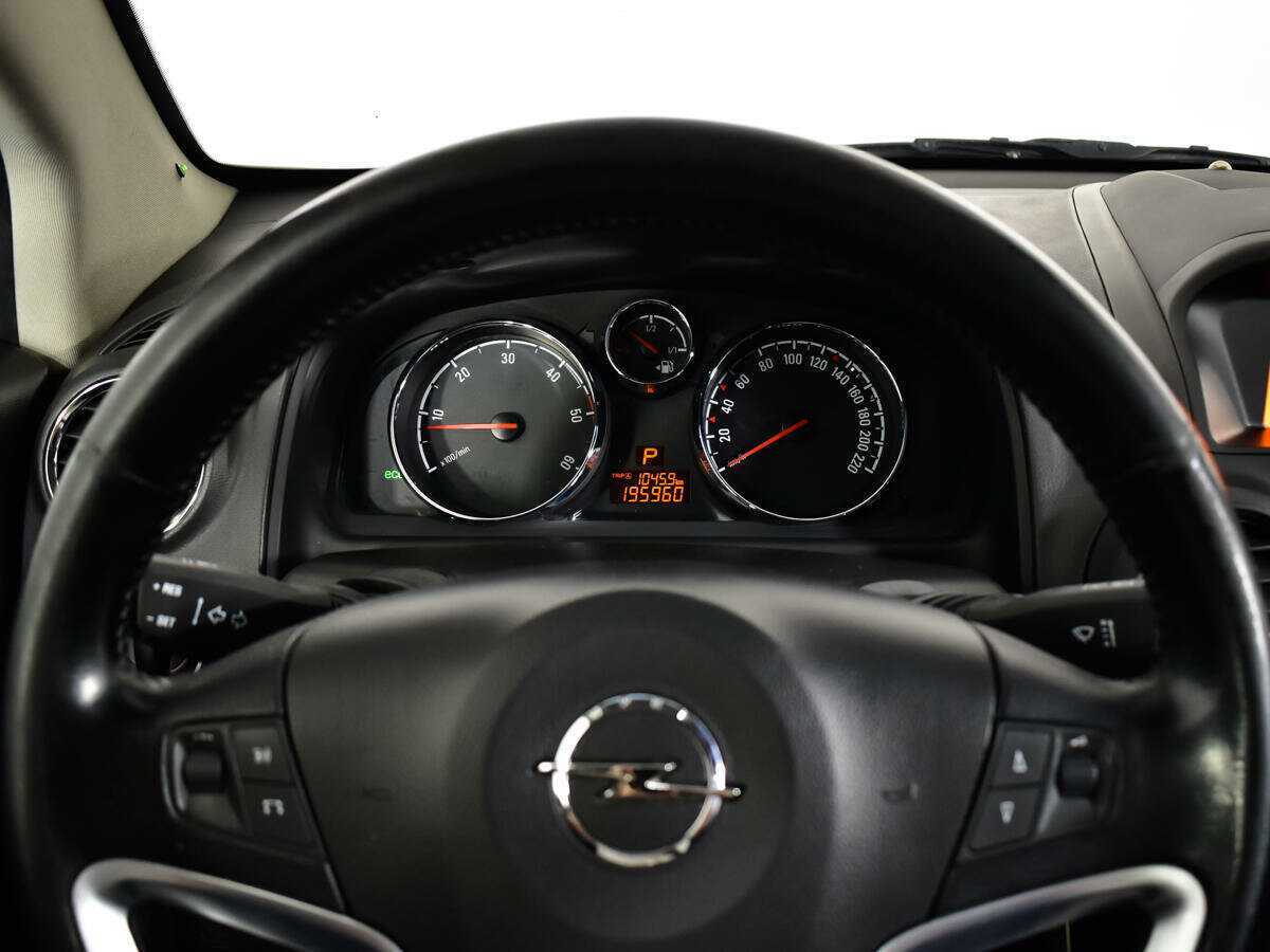 Б/У Опель Антара 2012 года. Фото: #10