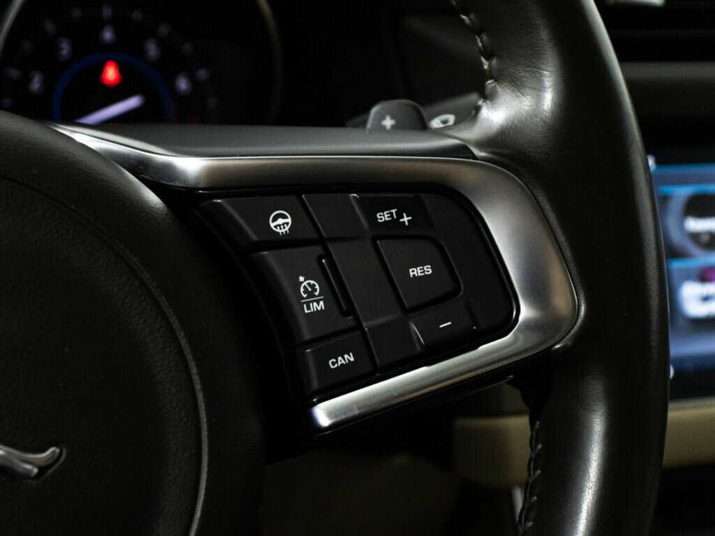 Jaguar XF 2017 года с пробегом. Фото: #20