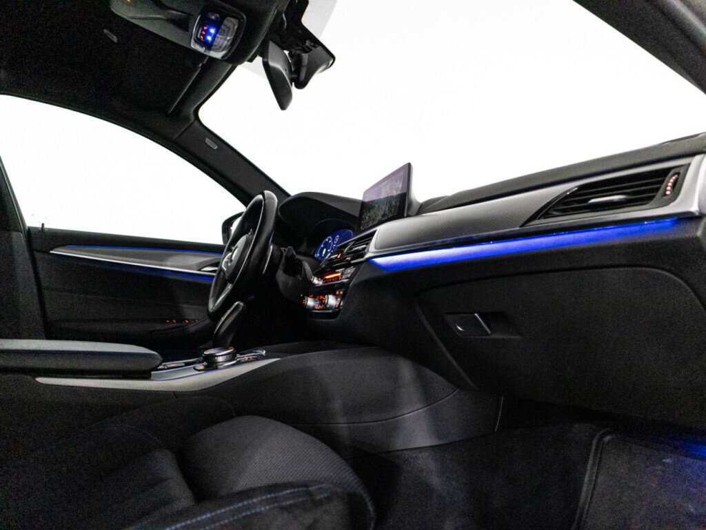 BMW 5 серии 2018 года с пробегом. Фото: #28