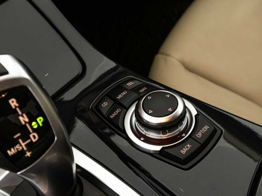 BMW 5 серии 2012 года с пробегом. Фото: #18