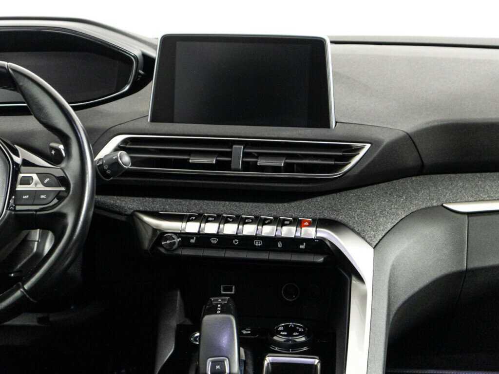 Peugeot 3008 2019 года с пробегом. Фото: #13