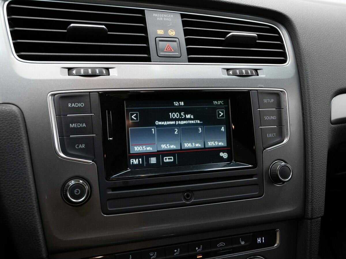 Б/У Фольксваген Гольф 2013 года. Фото: #19