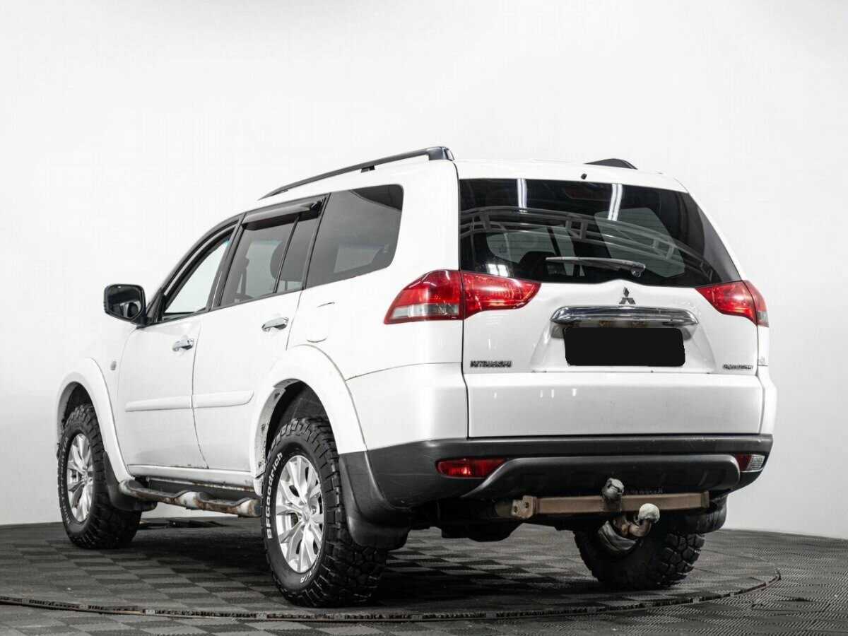 Б/У Митсубиши Паджеро Спорт 2014 года. Фото: #5