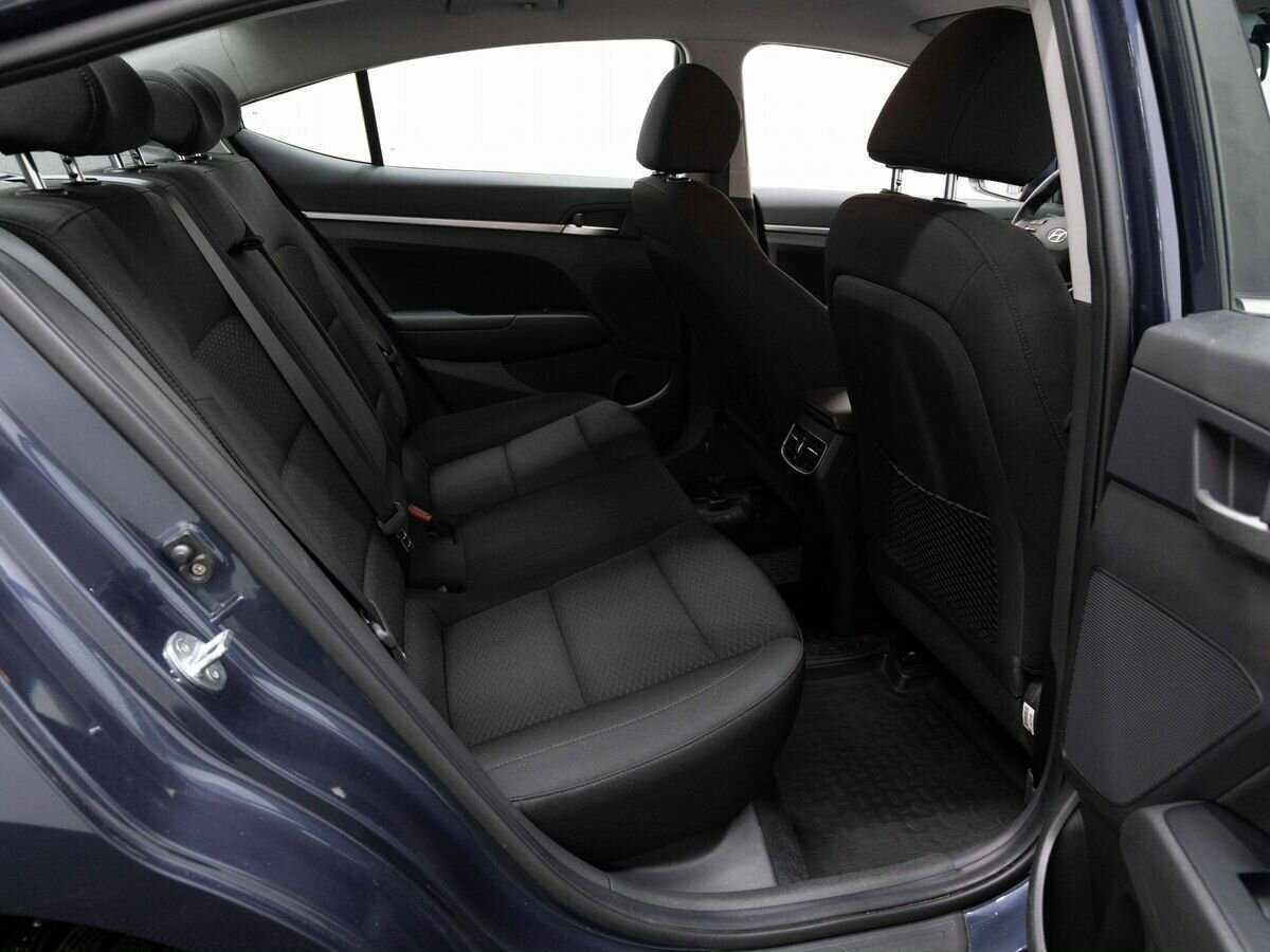Hyundai Elantra 2020 года с пробегом. Фото: #11