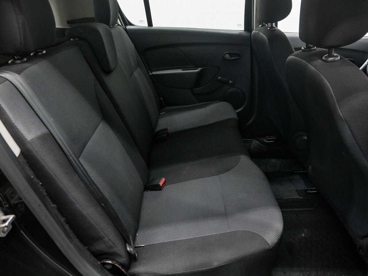 Б/У Рено Сандеро 2016 года. Фото: #7