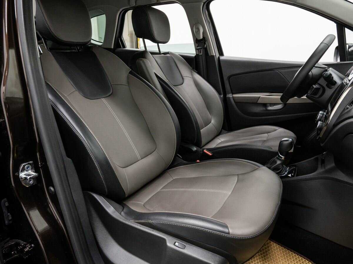 Б/У Рено Каптюр 2019 года. Фото: #8