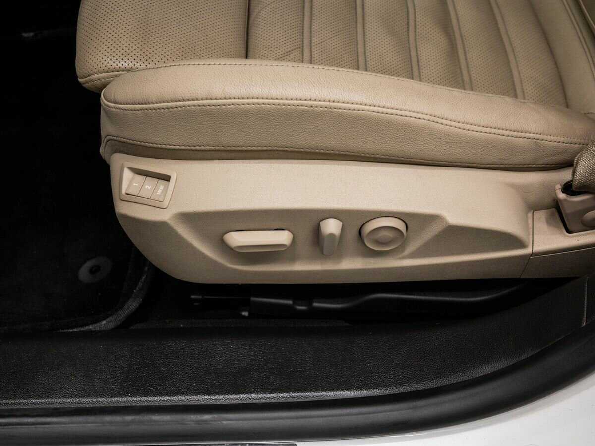 Б/У Опель Инсигния 2015 года. Фото: #15