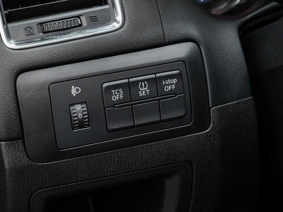 Б/У Мазда Ц-Икс-5 2015 года. Фото: #16