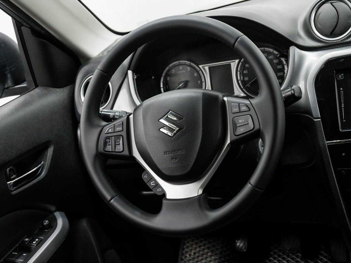 Б/У Сузуки Витара 2015 года. Фото: #11